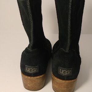 UGG Classic Black Leather Suede Ankle Boots Size 6.5  Low Block Heels 1.5 inches